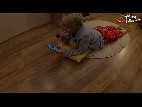 ❤️ Una bionda pazza succhia un cazzo enorme succhia e salta sopra - sessu anale ❌ Video porno à co.tubsexercom.ru ☑