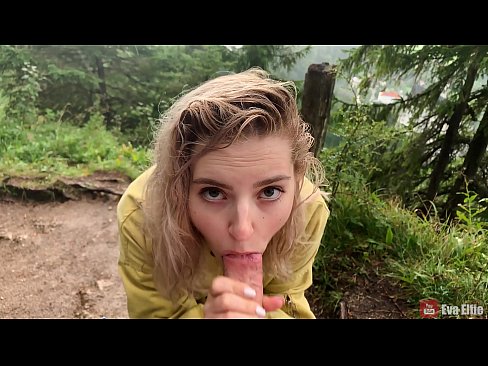 ❤️ Ragazza ingoia cum dopu un pompino publicu - Eva Elfi ❌ Video porno à co.tubsexercom.ru ☑