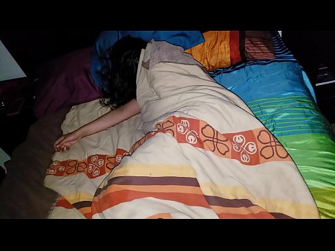 ❤️ Stepson rimprovera a so ghjovana matrigna mentre dorme. ❌ Video porno à co.tubsexercom.ru ☑